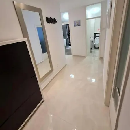 Mira Zadar-spacious 3-bedroom Near & Old Town * Zadar